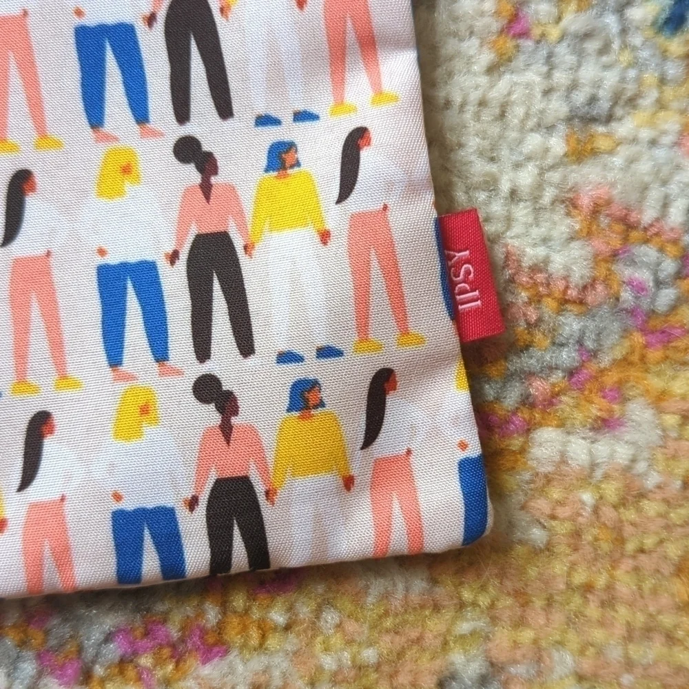 ipsy Women United in Friendship Glam Bag Plus March 2021